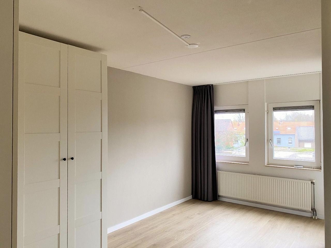73 m² met twee slaapkamers en balkon - Afbeelding 11