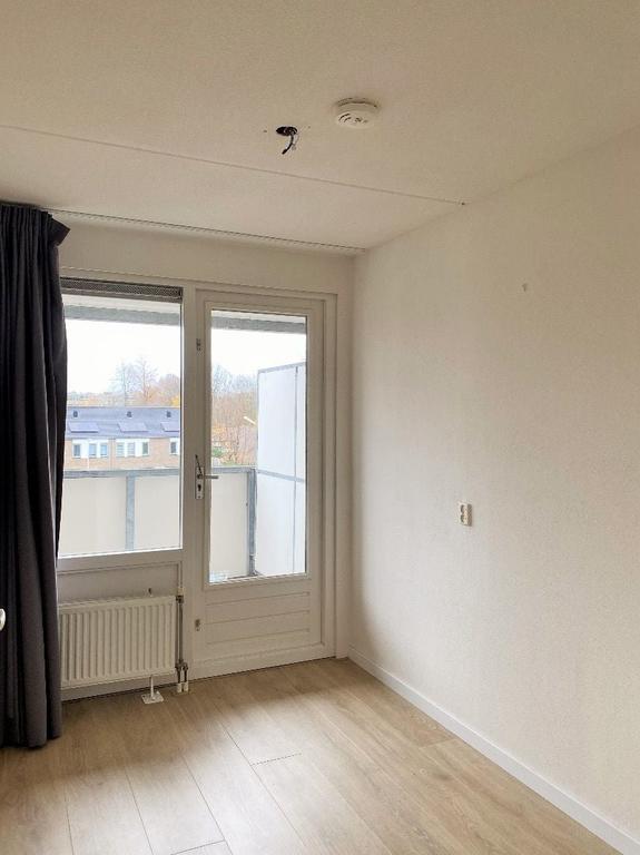 73 m² met twee slaapkamers en balkon - Afbeelding 16