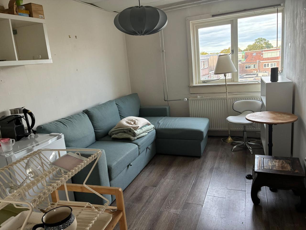 Studentenkamer van 10 m² met dakterras - Afbeelding 1