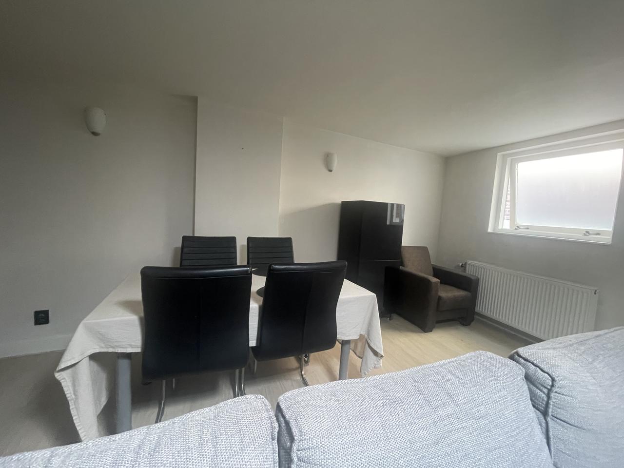 Maisonnette met 20 m² kelder in Tilburg - Afbeelding 2