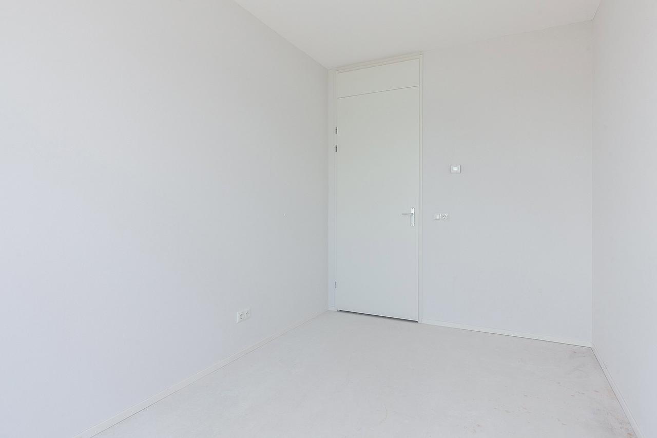 78 m², two bedrooms and west-facing balcony - Image 5