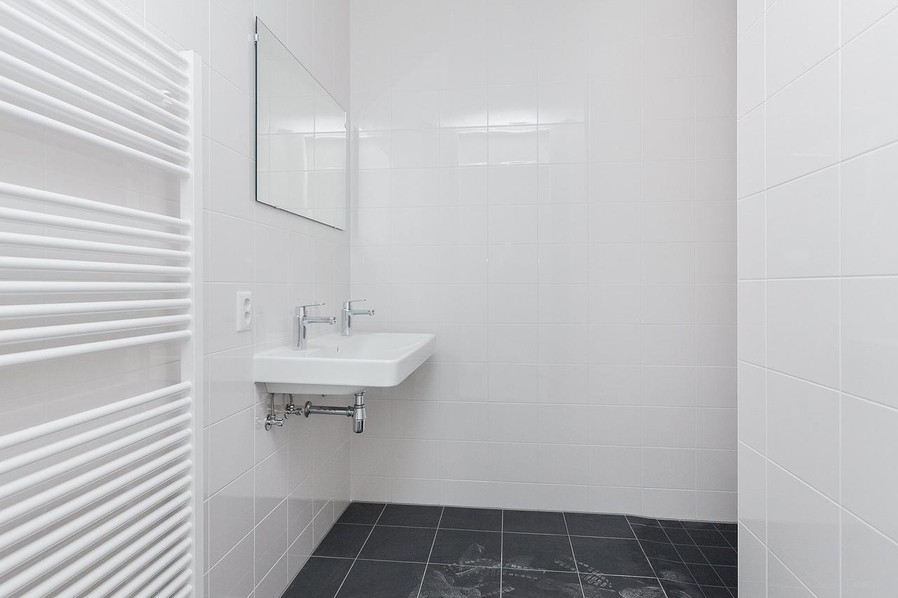 78 m², two bedrooms and west-facing balcony - Image 8