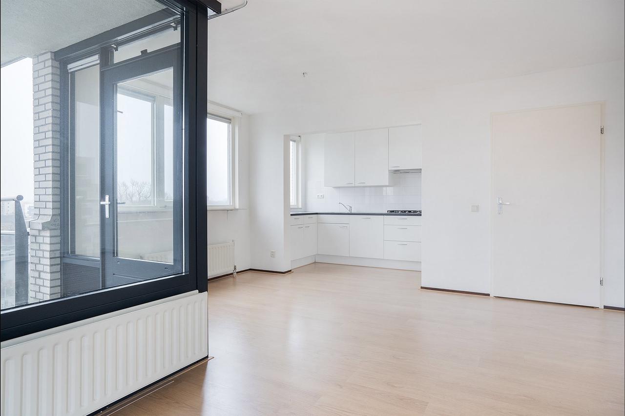 80 m² appartement met balkon in Groningen - Afbeelding 9