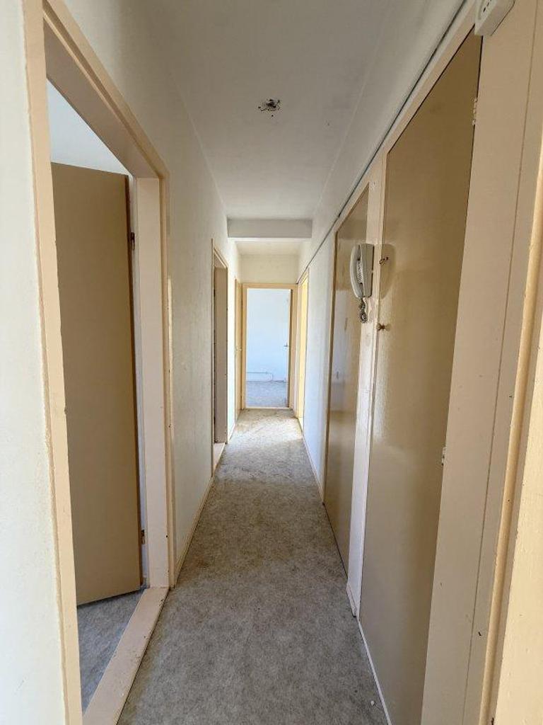 70 m² en drie slaapkamers in Sneek - Afbeelding 2