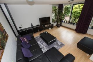 100 m² gemeubileerd met tuin en parkeerplek - Afbeelding 5
