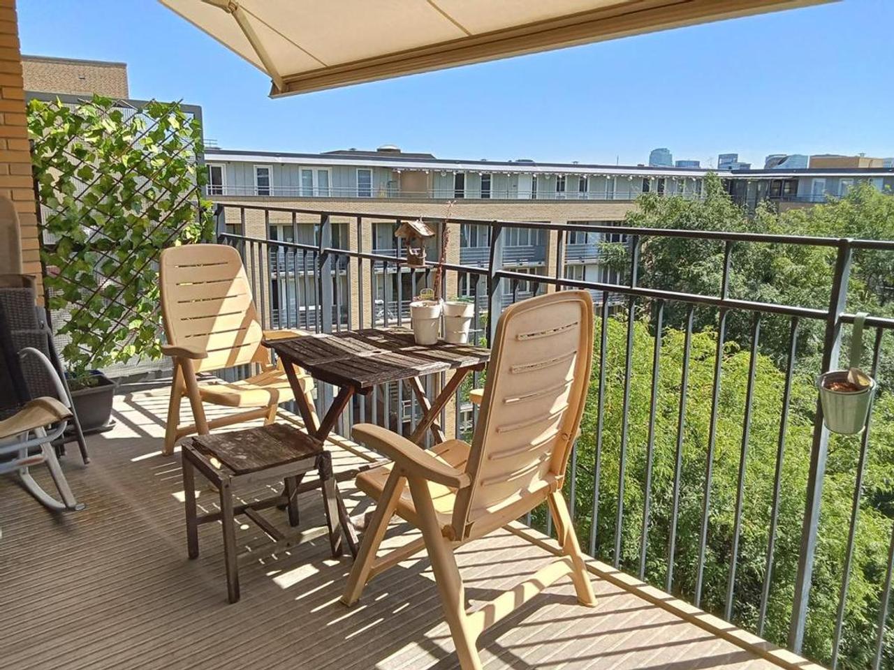 80 m² with sunny terrace and private parking - Image 6