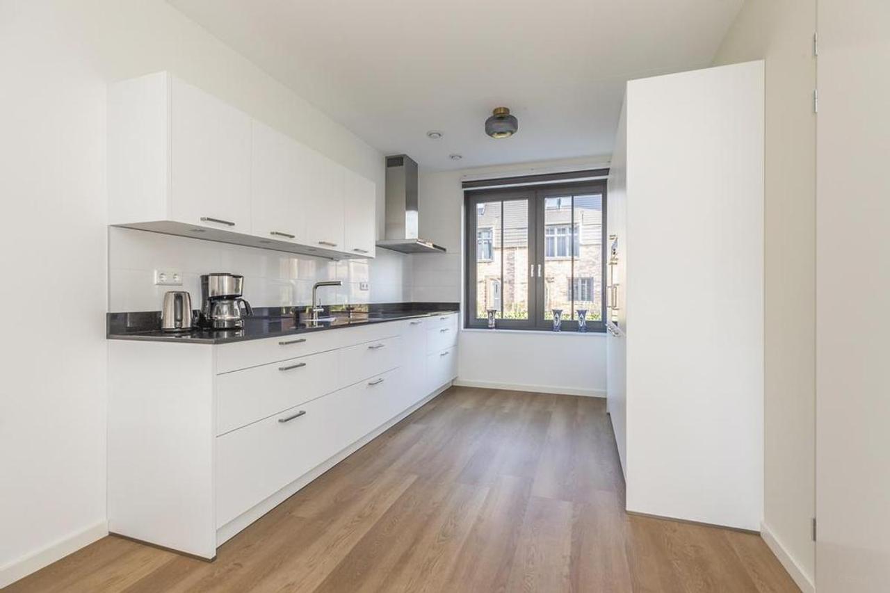 159 m² woonruimte met vijf slaapkamers - Afbeelding 7