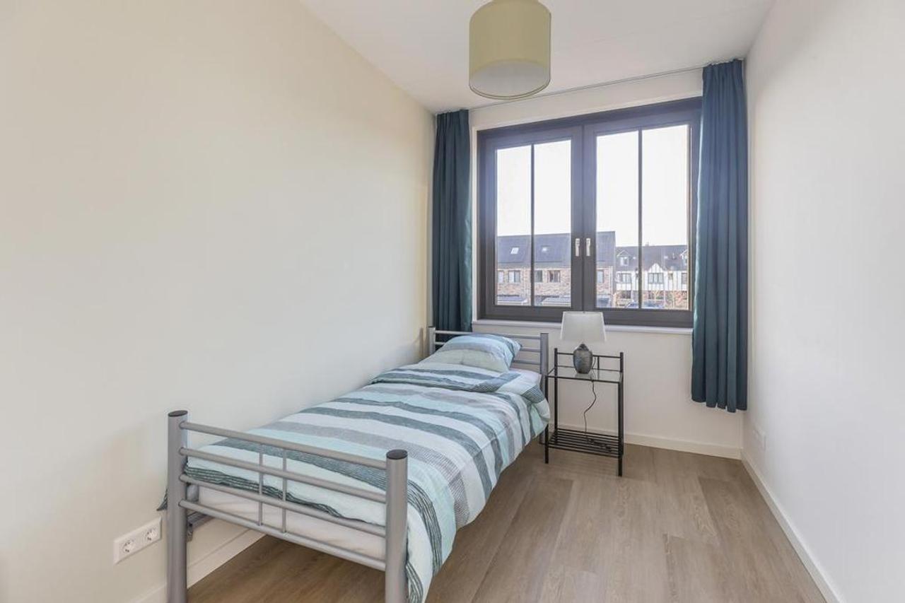 159 m² woonruimte met vijf slaapkamers - Afbeelding 8