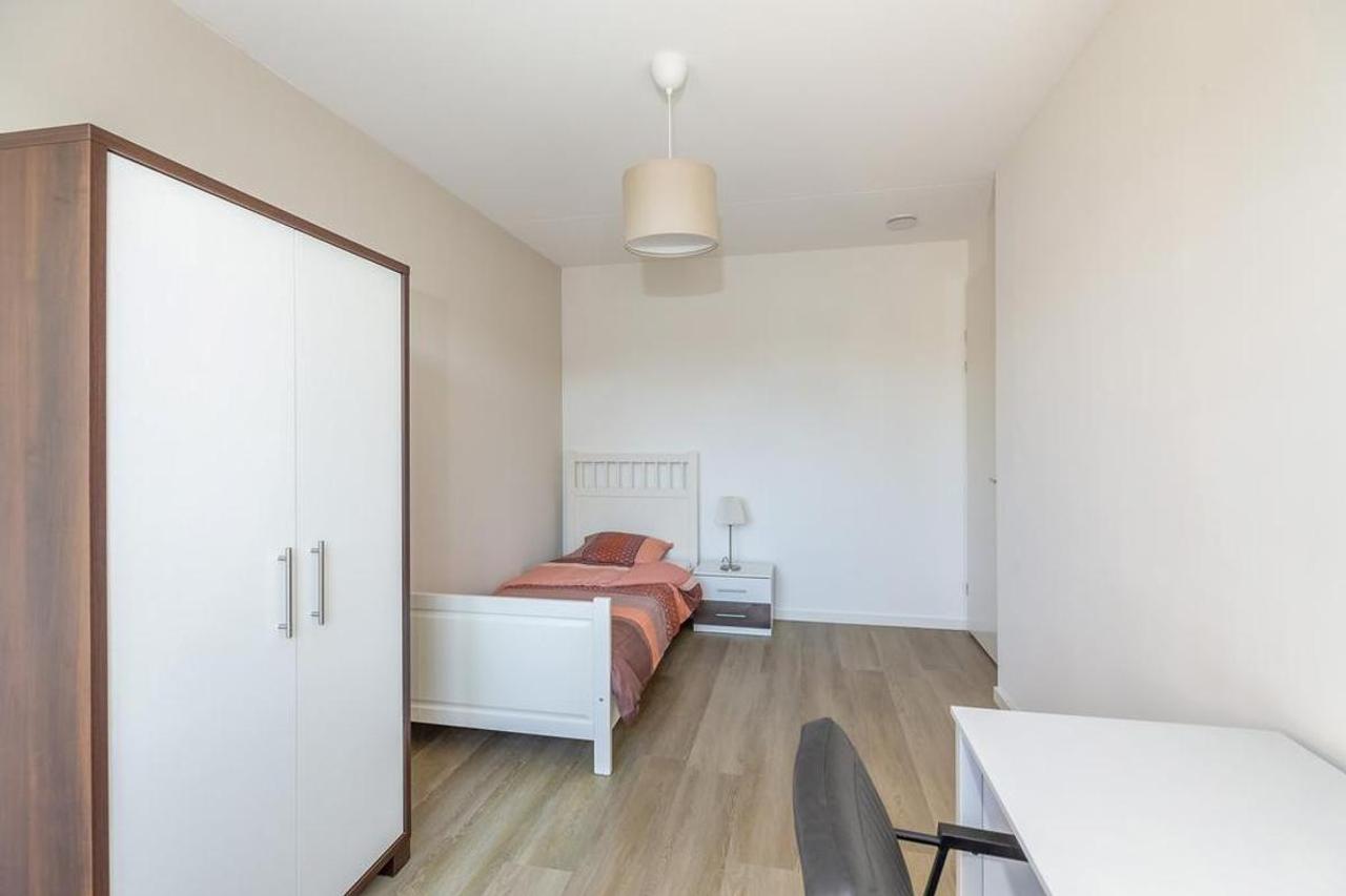 159 m² woonruimte met vijf slaapkamers - Afbeelding 12