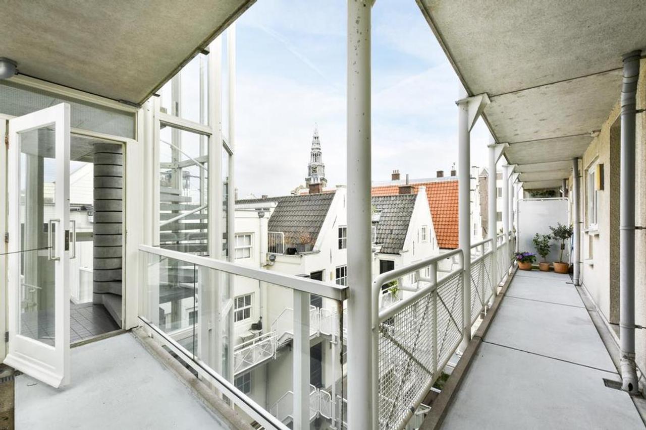 Two balconies in the heart of Amsterdam - Image 7