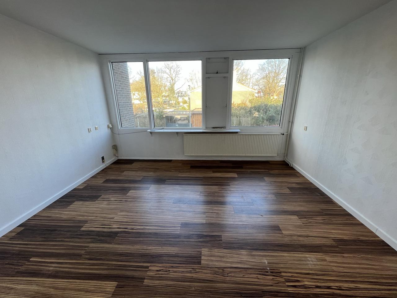 Vijf slaapkamers, twee keukens en een tuin - Afbeelding 15