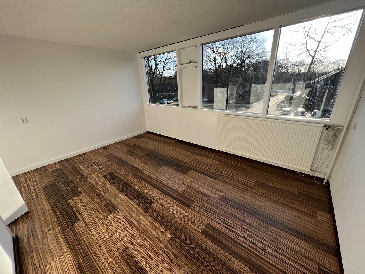 Vijf slaapkamers, twee keukens en een tuin - Afbeelding 23