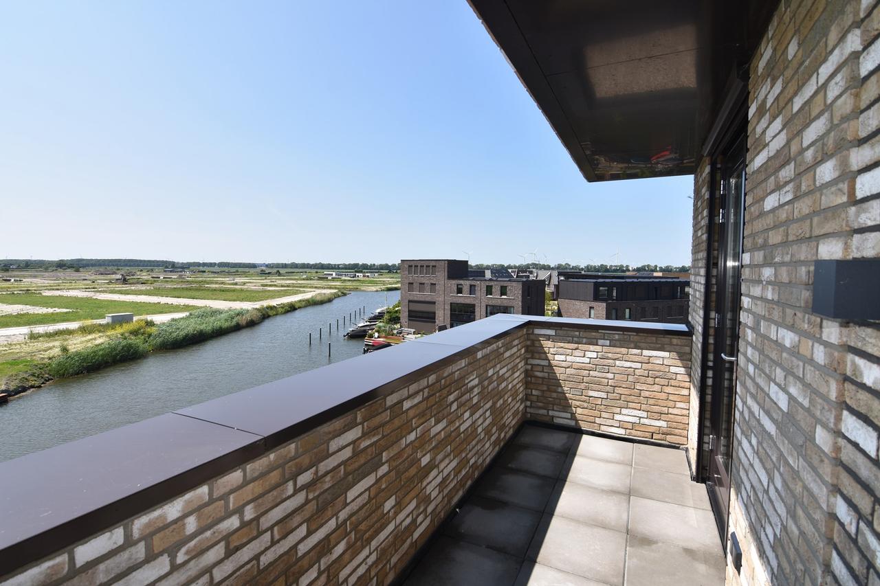 Gemeubileerd wonen aan het water in Zeewolde - Afbeelding 7