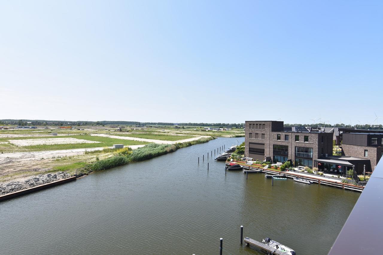 Gemeubileerd wonen aan het water in Zeewolde - Afbeelding 9