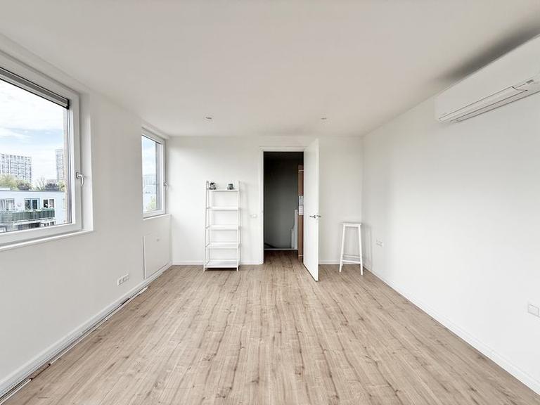 117 m², 3 bedrooms and balcony in Noord - Image 11