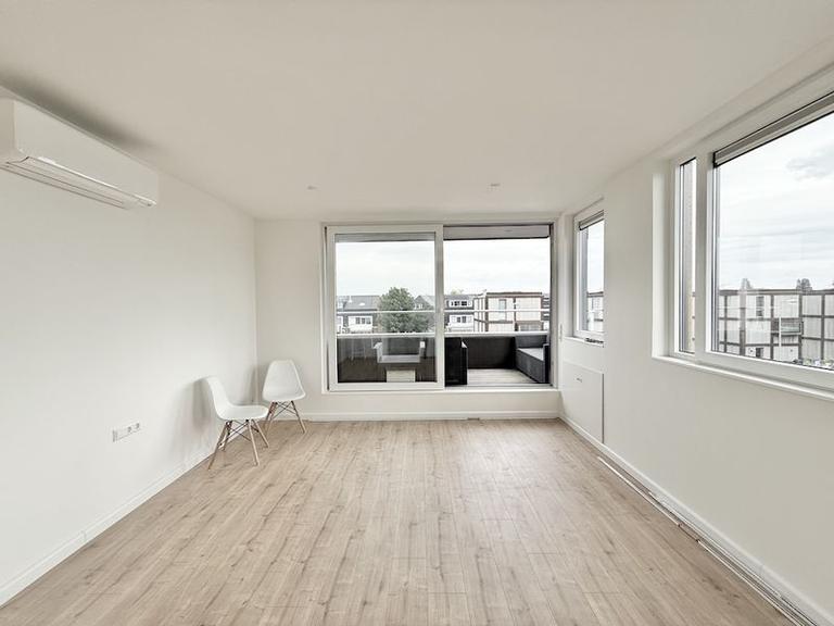 117 m², 3 bedrooms and balcony in Noord - Image 12