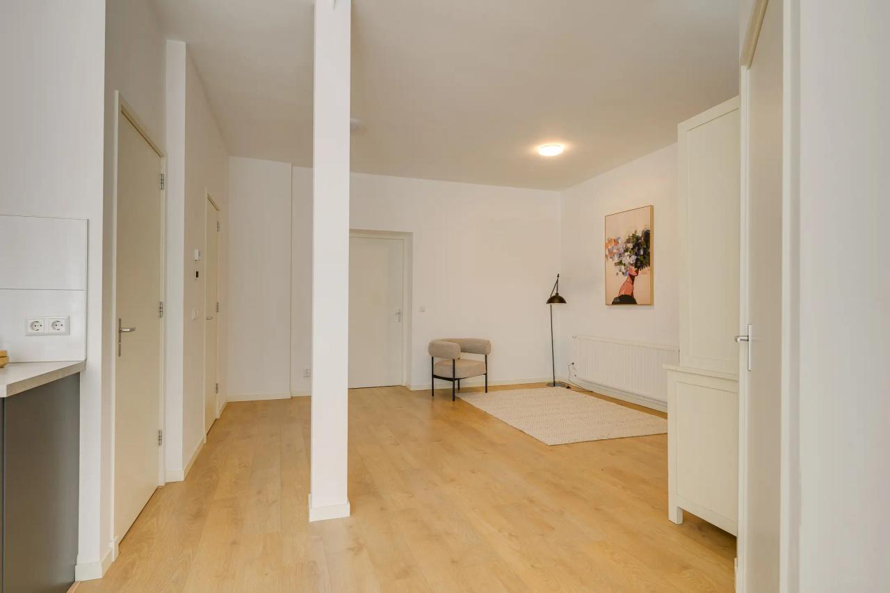78 m² Ground-Floor Apartment with 2 Bedrooms - Image 6