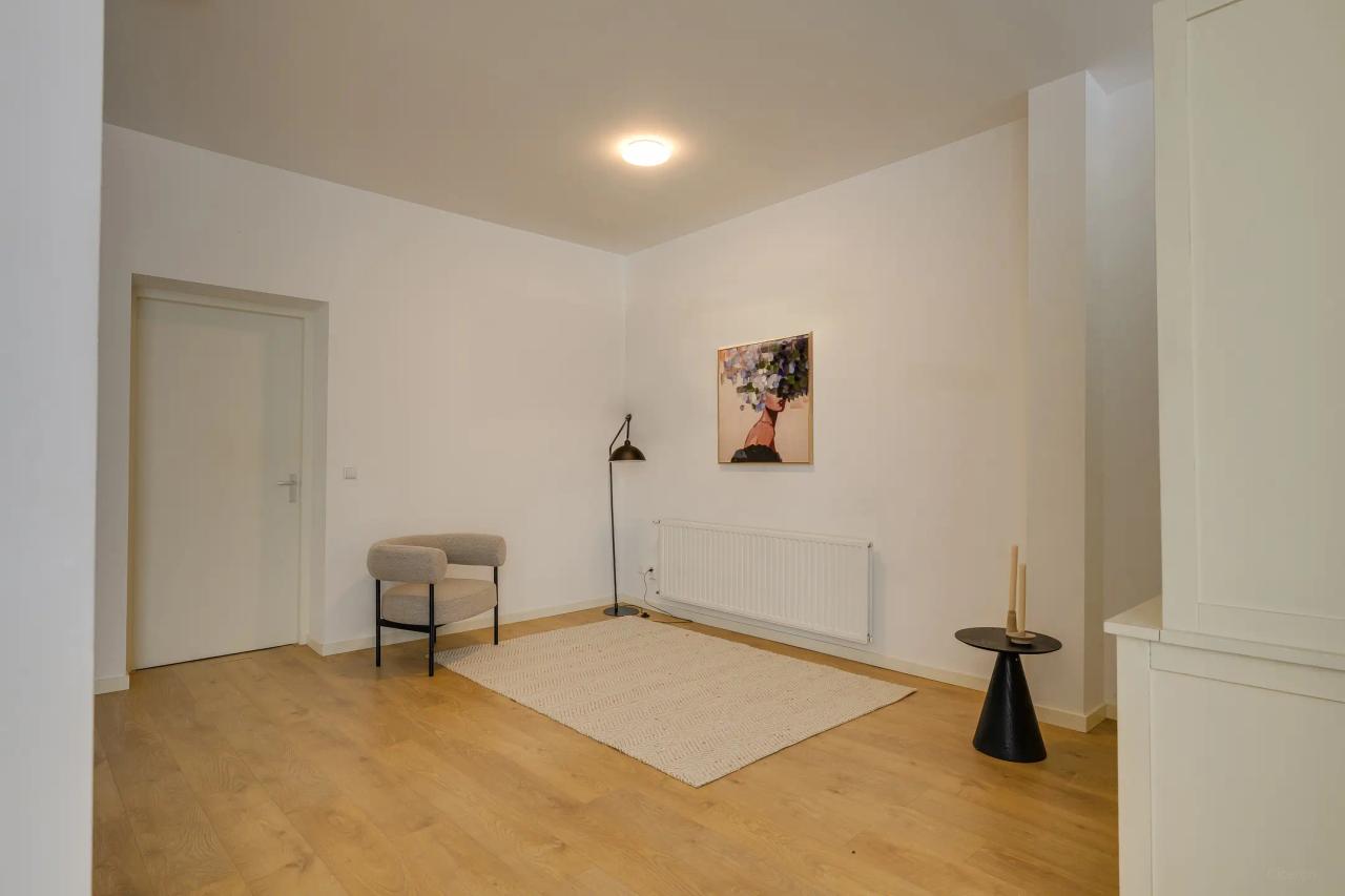 78 m² Ground-Floor Apartment with 2 Bedrooms - Image 7