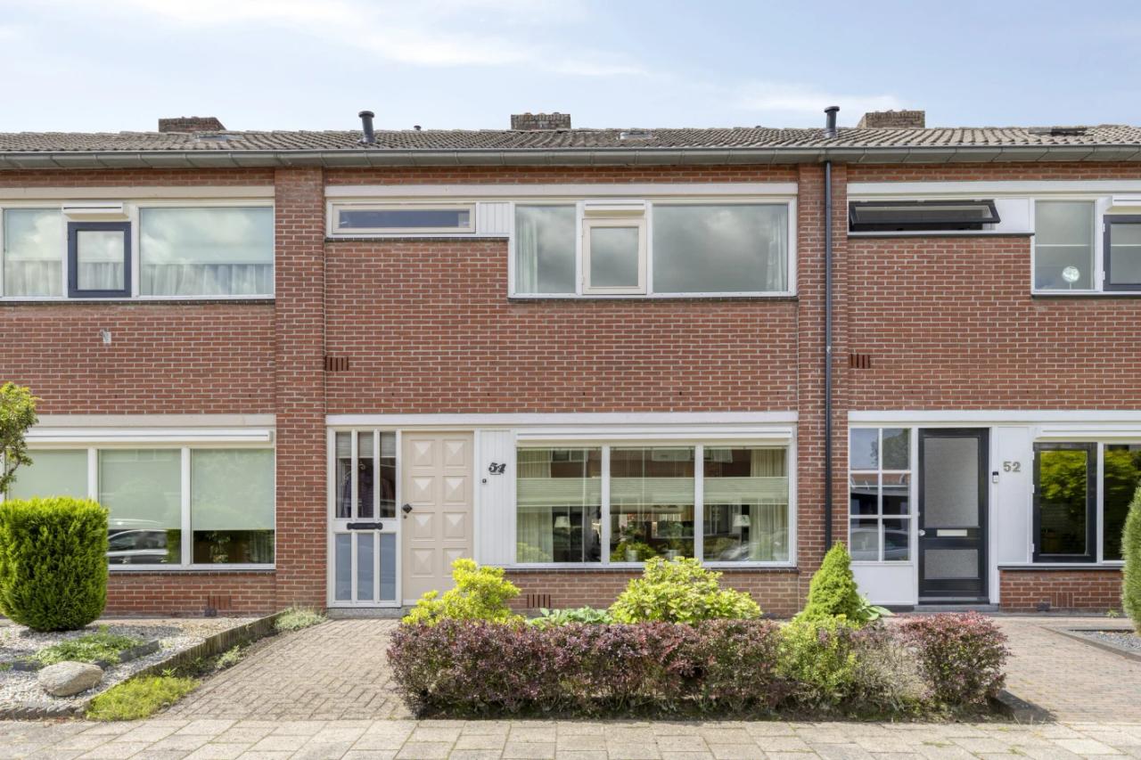 76 m² Rental Home in Oldenzaal - Image 1
