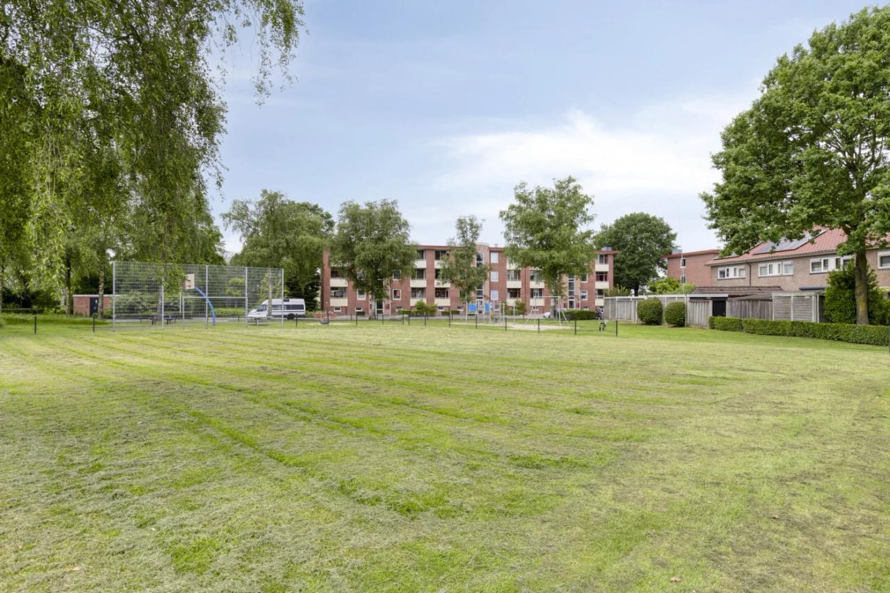 76 m² Rental Home in Oldenzaal - Image 19