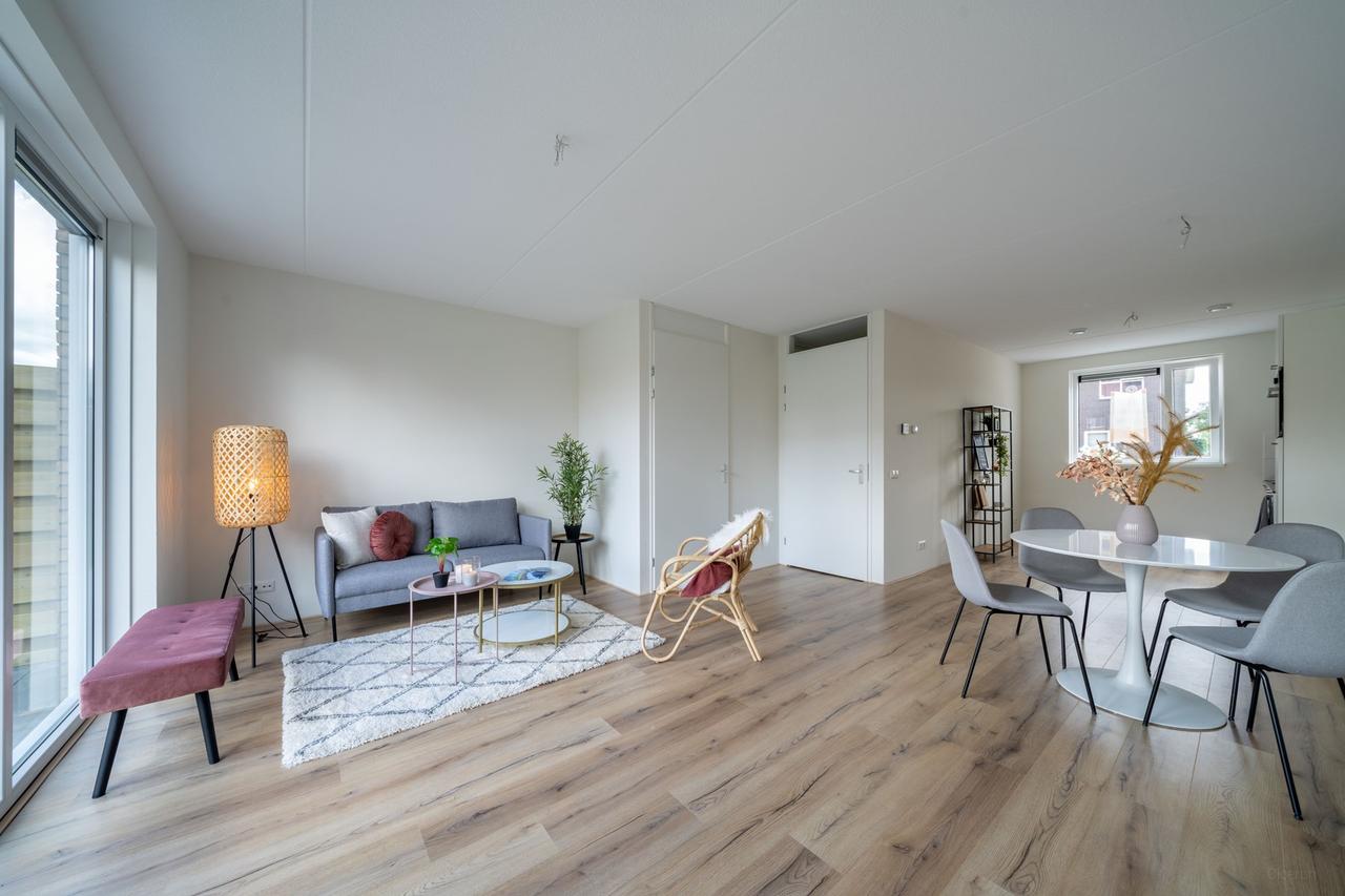 Energy-efficient waterfront living in Wapenveld - Image 6