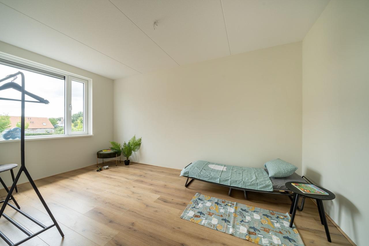 Energy-efficient waterfront living in Wapenveld - Image 24