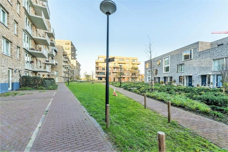 85 m² met IJ-uitzicht en zonnig balkon - Afbeelding 36