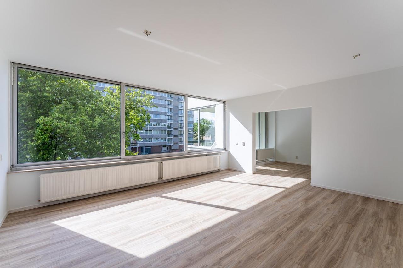 100 m² hoekappartement met veel daglicht - Afbeelding 12
