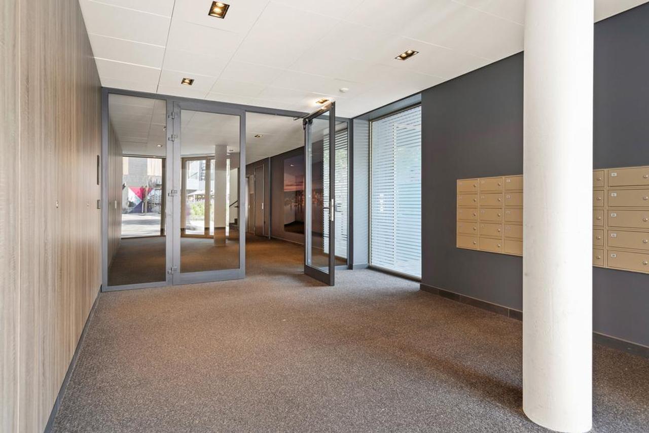 66 m² apartment by Almere Centrum station - Image 2