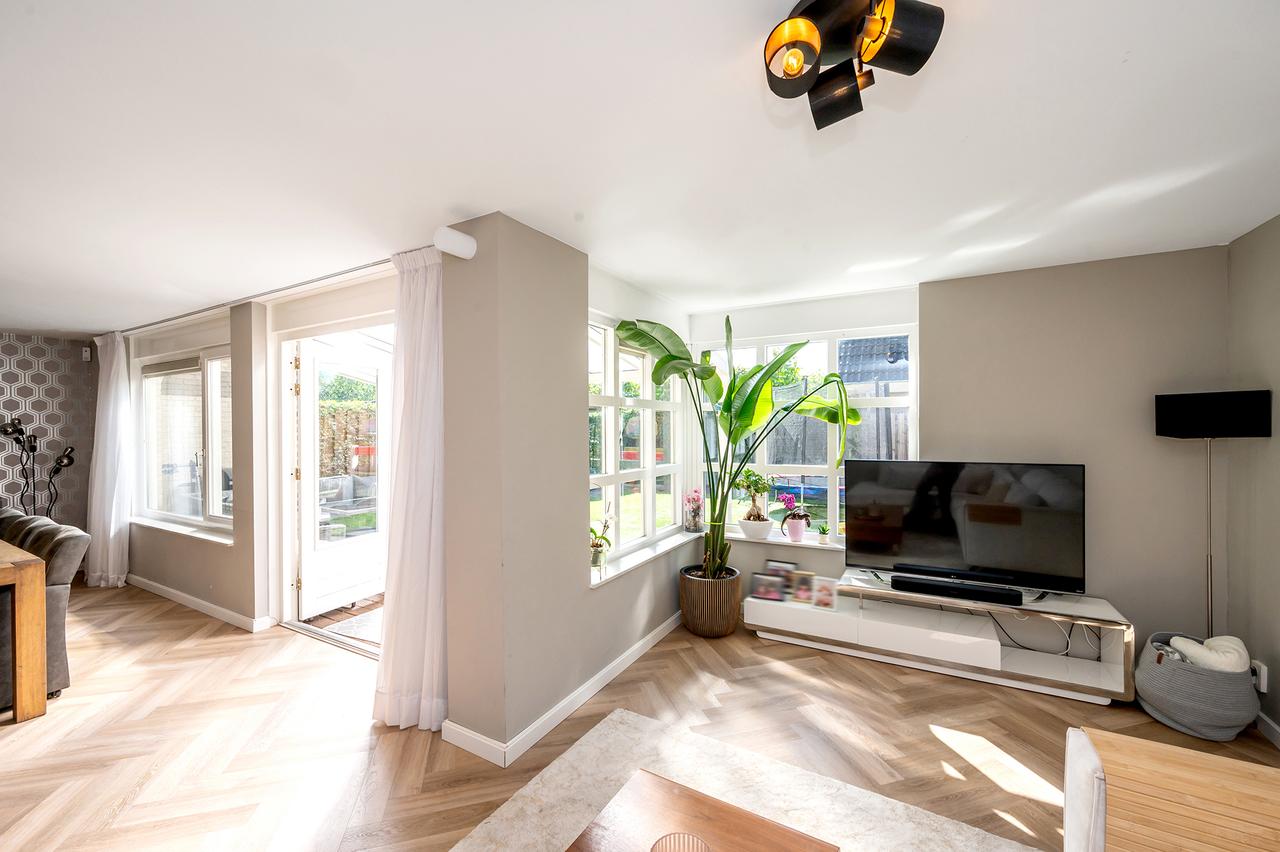 175 m² gemeubileerd met tuin en parking - Afbeelding 14