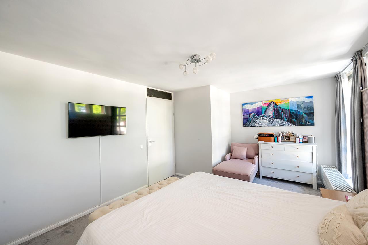 175 m² gemeubileerd met tuin en parking - Afbeelding 22