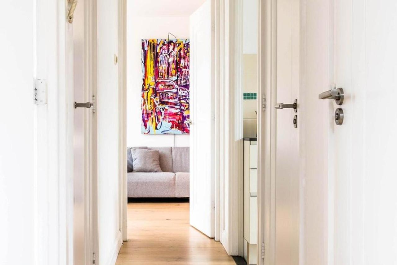Furnished 2-Bedroom Apartment by the Canal - Image 4