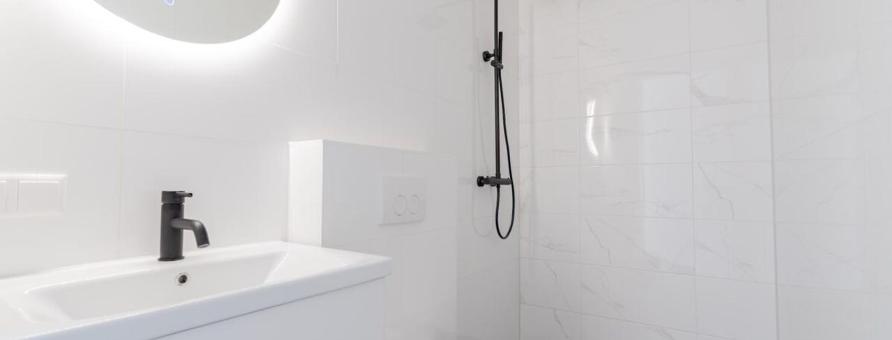 One-bedroom apartment on Centrumeiland - Image 10