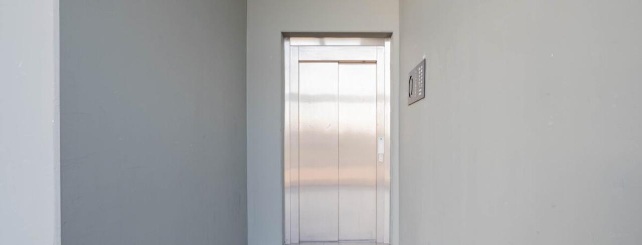 One-bedroom apartment on Centrumeiland - Image 16