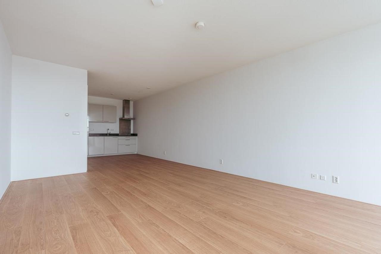 73 m² with west-facing balcony and A+ rating - Image 5