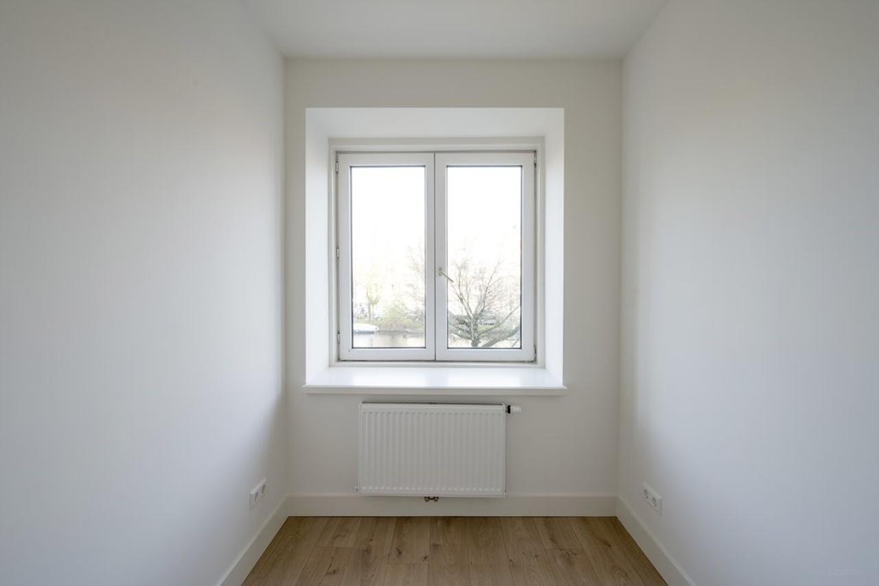 Three Bedrooms on Amstelkade - Image 19