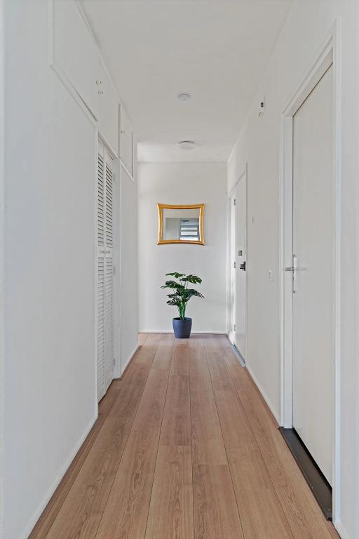 90 m² with Two Bedrooms and Balcony - Image 4