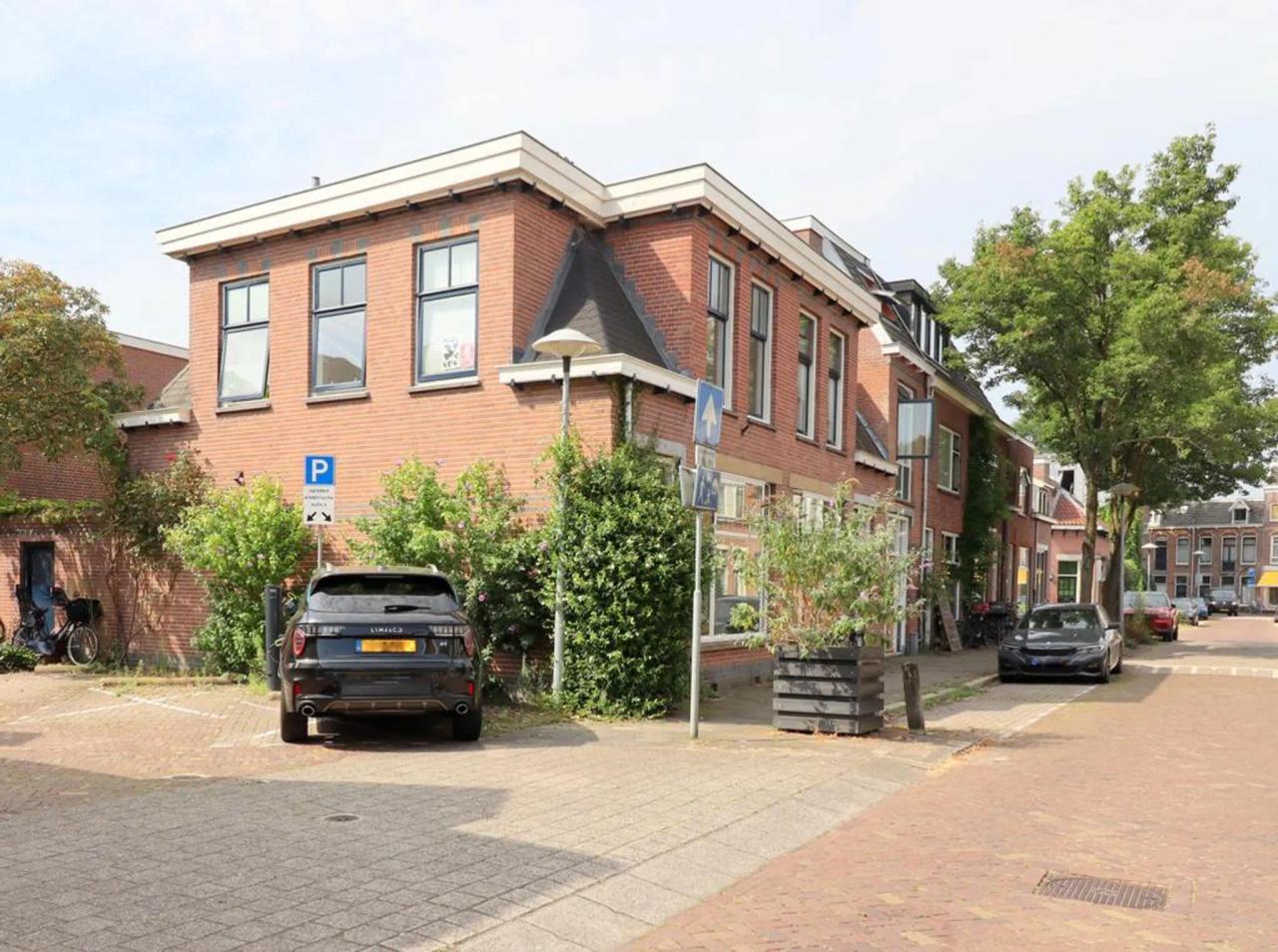 Gemeubileerde hoekwoning bij het Griftpark - Afbeelding 1