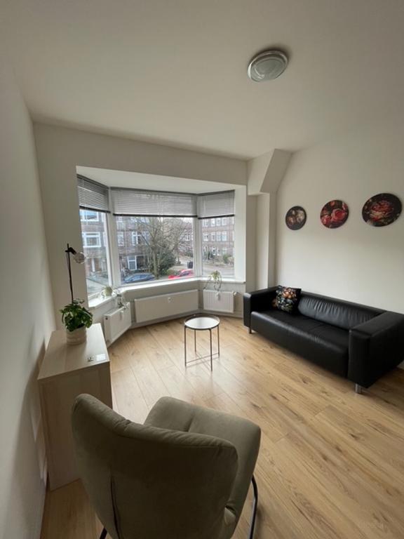 Licht 3-kamerappartement met balkon - Afbeelding 2