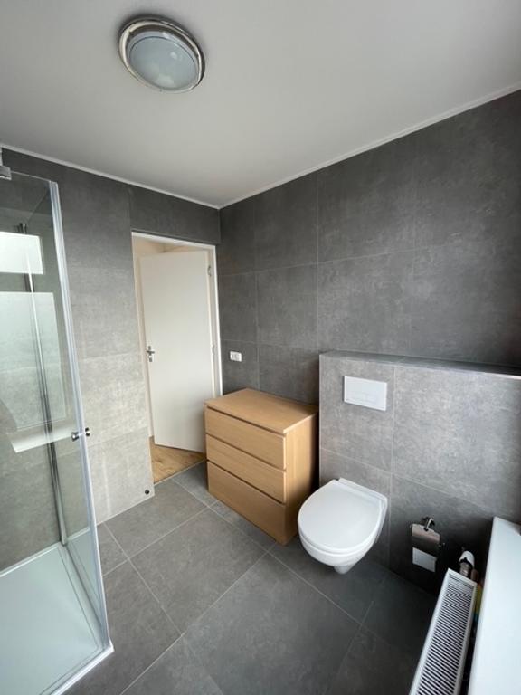 Licht 3-kamerappartement met balkon - Afbeelding 9