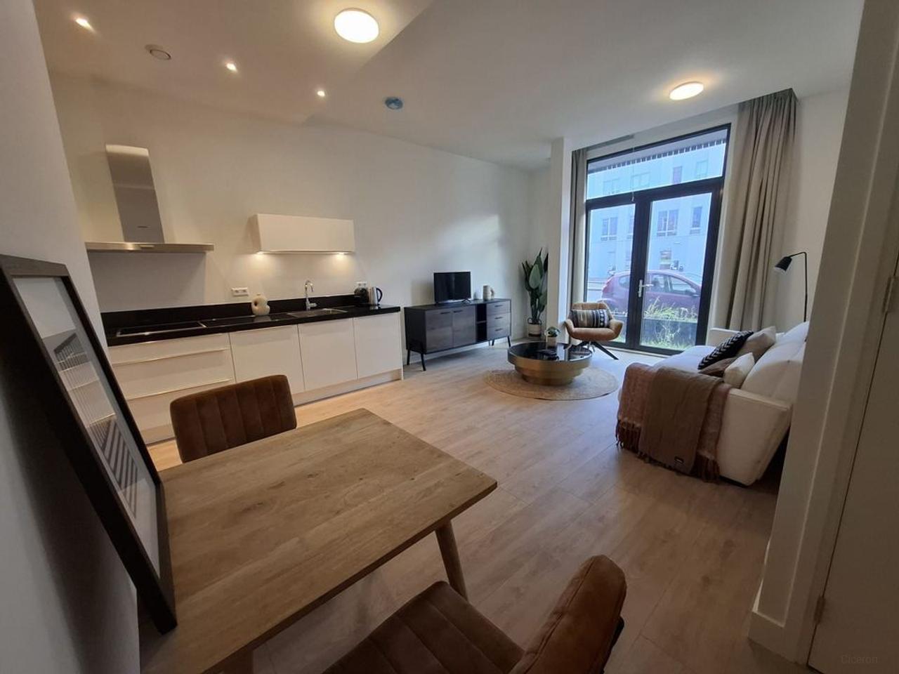 Gemeubileerd 2-kamerappartement in Alkmaar - Afbeelding 1