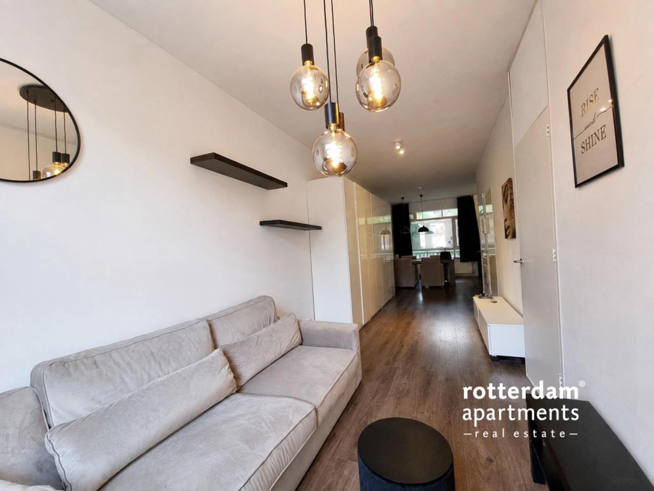 Gemeubileerd appartement met balkon - Afbeelding 2