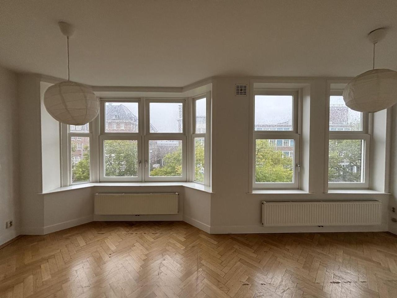 95 m² with Two Bedrooms in the Jordaan - Image 1