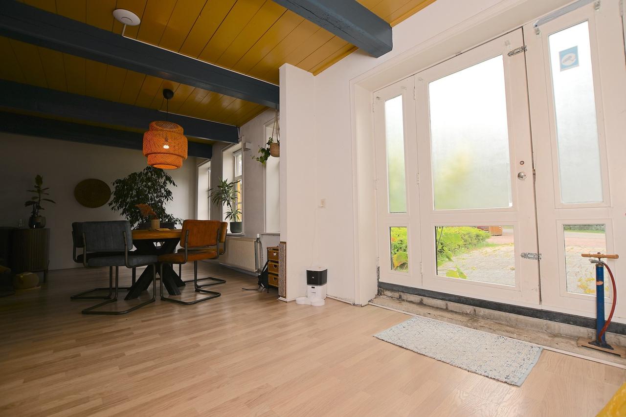100 m² met twee slaapkamers en tuin - Afbeelding 10