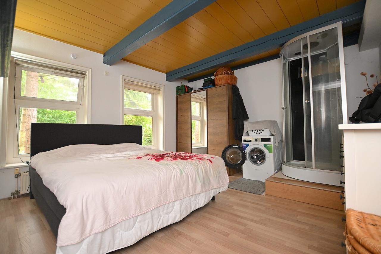 100 m² met twee slaapkamers en tuin - Afbeelding 14