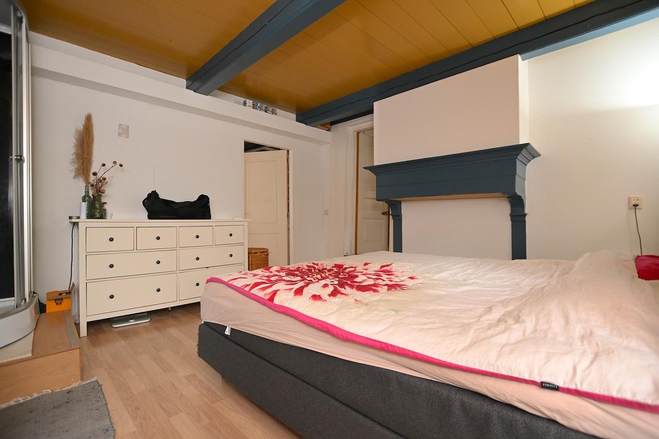 100 m² met twee slaapkamers en tuin - Afbeelding 16