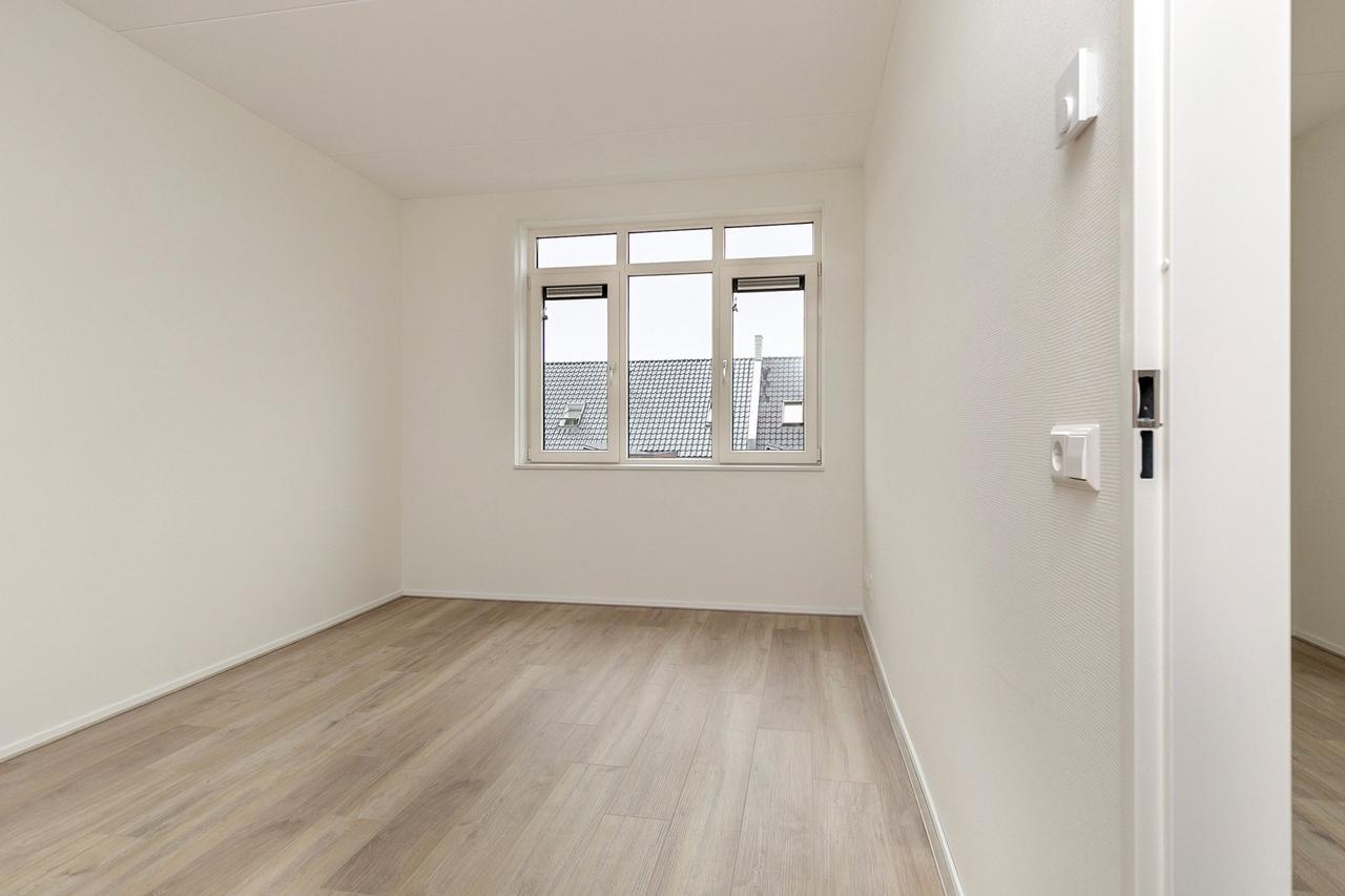 126 m² rental home with garden & 3 bedrooms - Image 5
