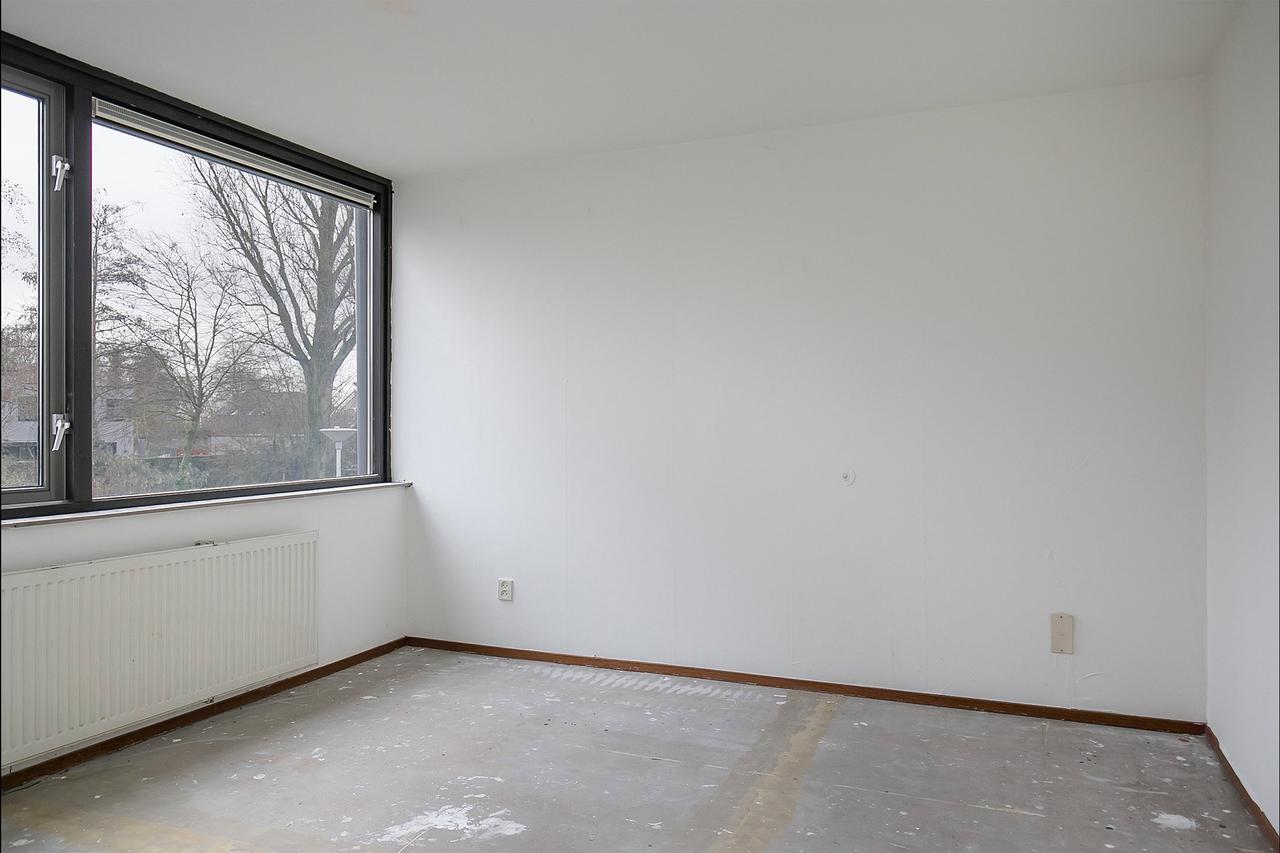 137 m² woonruimte met drie slaapkamers - Afbeelding 9
