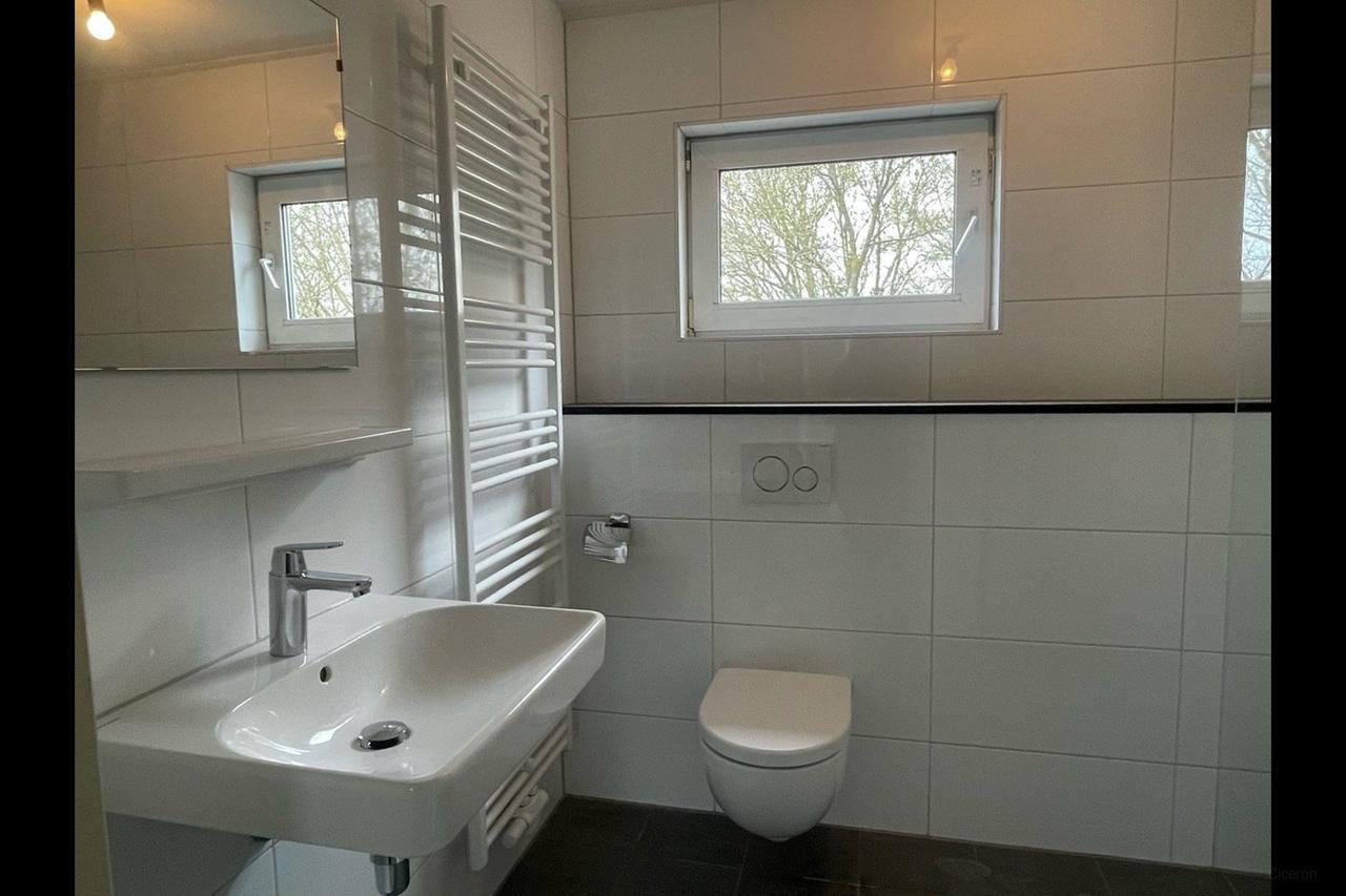 101 m² family home with four bedrooms - Image 9