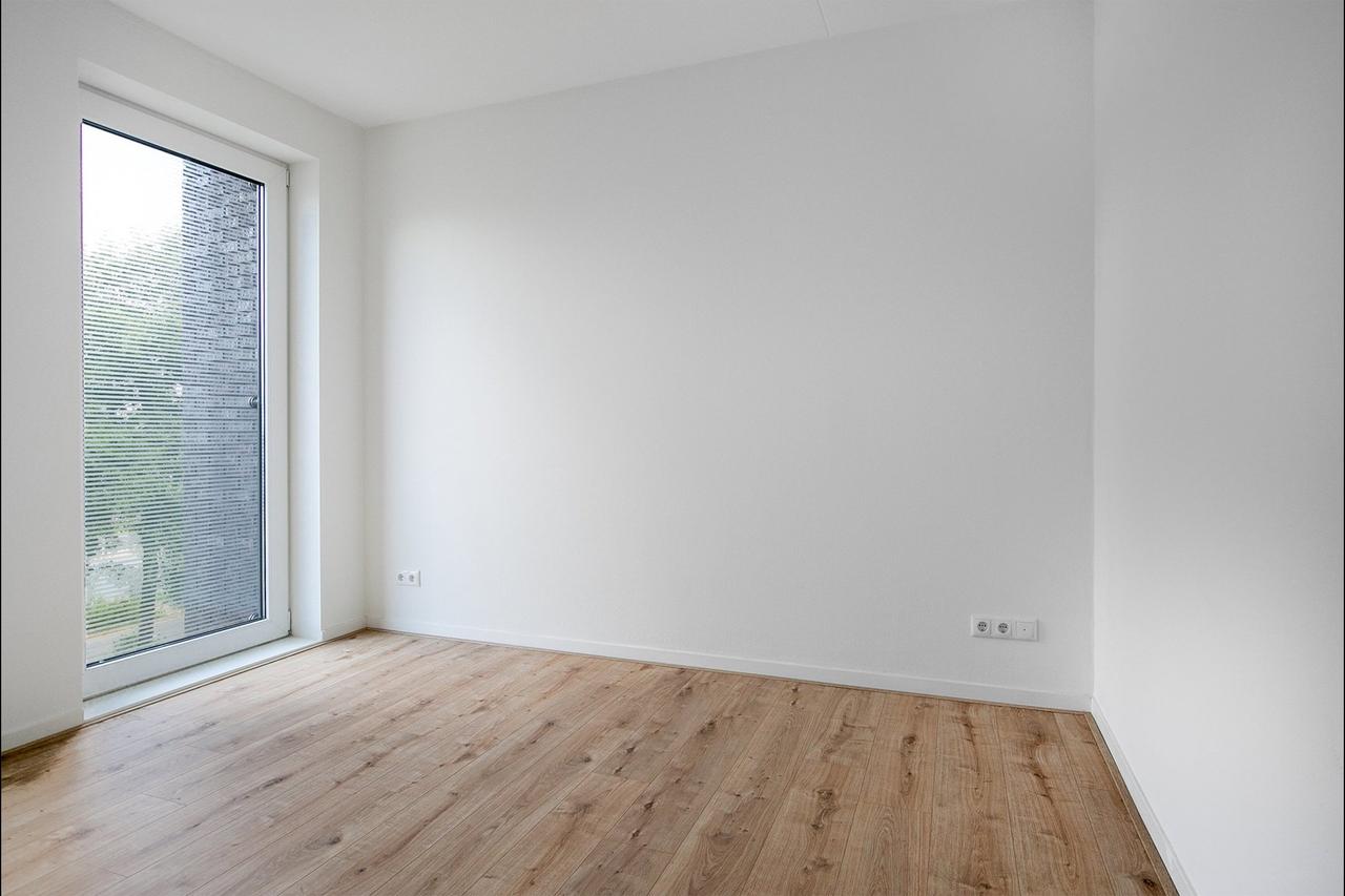 97 m² with balcony and 3 bedrooms - Image 5